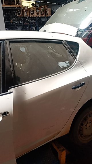 PUERTA TRASERA IZQUIERDA Seat Ibiza Berlina (6J5)