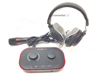 microfono vocalista focusrite vocaster one