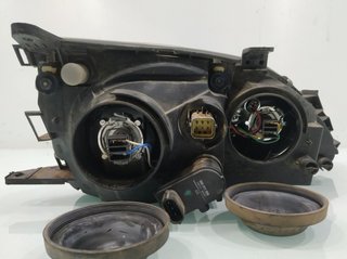 538922 faro izq 54534381 toyota avensis berlina (t