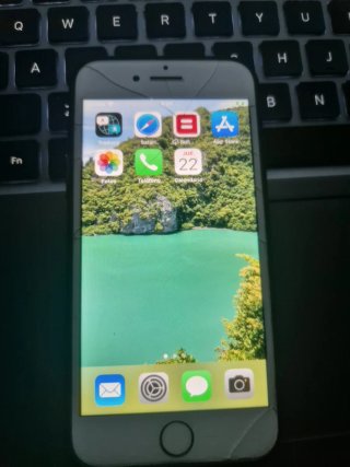 iPhone 8