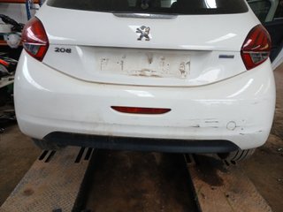 PARAGOLPES TRASERO Peugeot 208 (01.2012->)
