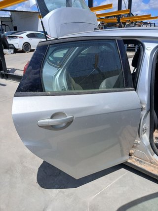 PUERTA TRASERA DERECHA Ford Focus Berlina (CB8)(2010->)