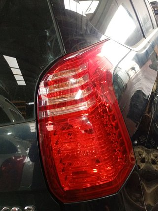 PILOTO TRASERO DERECHO Peugeot 5008 (06.2017->)