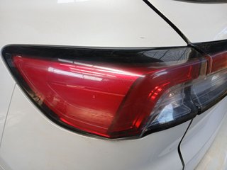 PILOTO TRASERO IZQUIERDO Ford Kuga (2019->2024)