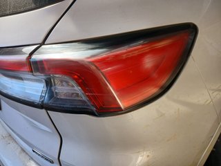 PILOTO TRASERO DERECHO Ford Kuga (2019->2024)