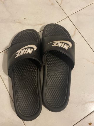 Chanclas Nike Negras