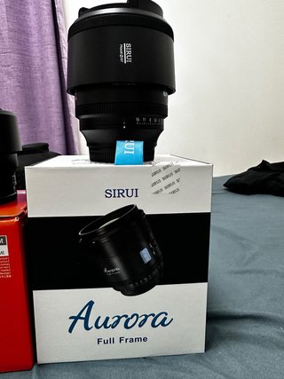 Objetivo SIRUI Aurora 85mm F1.4