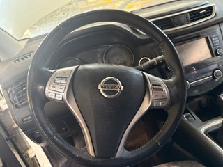 VOLANTE Nissan Qashqai (J11E)(2013->)