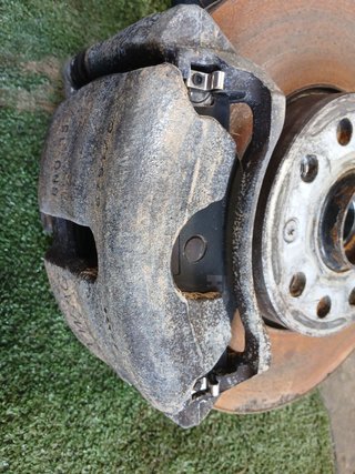PINZA DE FRENO DELANTERA DERECHA Volkswagen Caddy Profesional (SA)(03.2015->2020)