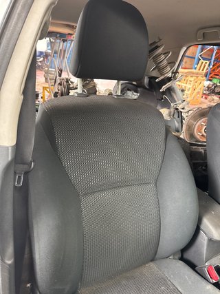 ASIENTO DELANTERO DERECHO Toyota Auris (E18)(10.2012->)