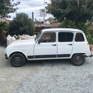 Renault 4 E-TECH 1991