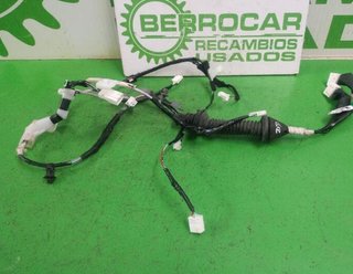 821510zg40b cableado toyota auris touring 121102