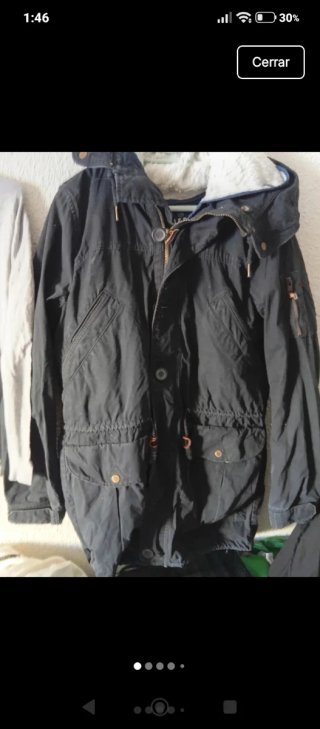 Parka Pull&Bear con forro de borrego