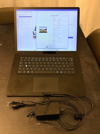 Microsoft Surface Laptop 4 15 i7 16GB Ram 256gb