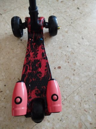 Patinete Infantil con Diseño Llamativo