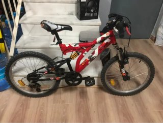 Bicicleta Infantil Btwin Roja