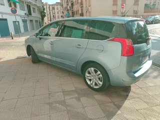 Peugeot 5008 2009