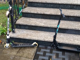 2 Patinetes Freestyle Acrobáticos.8€ .80€ en tiend
