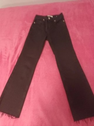 Pantalón vaquero negro