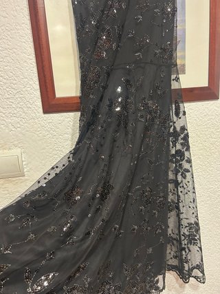 Vestido de pedrería negro talla S