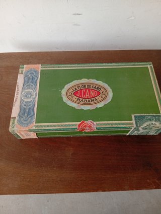 ANTIGUA CAJA DE PUROS HABANOS LA FLOR DE CANO