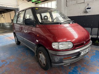 Nissan Serena 1993