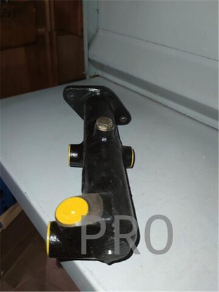 bomba de freno Ford Fiesta XR2