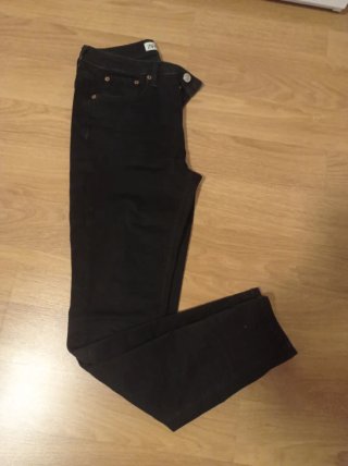 Vaqueros Pitillo Negros Zara
