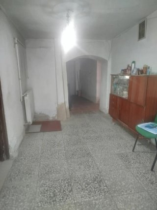 Casa en VILLAVAQUERIN para reformar .