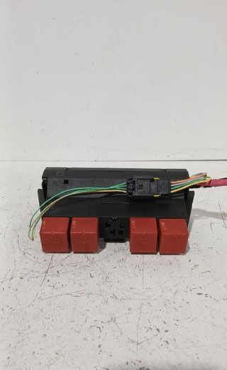 186510 7700844682a caja relés / renault espace 2.0
