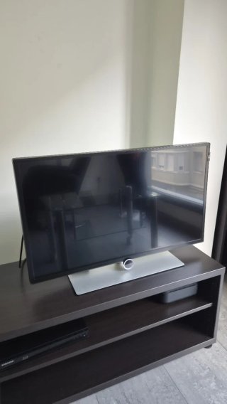 Televisor Loewe 32” Full HD