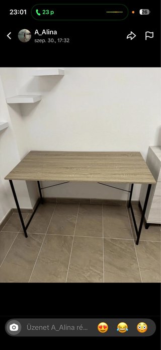 Escritorio con estructura metálica