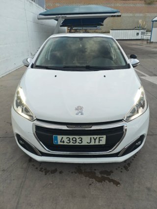 Peugeot 208 Blanco 1.6 HDI.