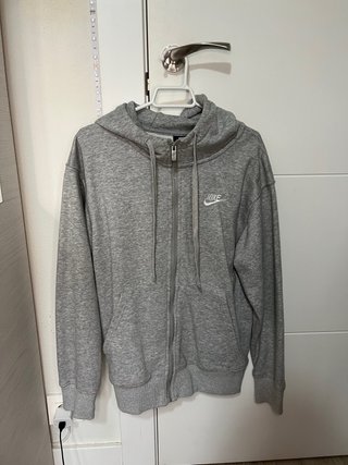 Chaqueta con cremallera Nike gris