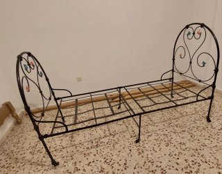 Cama Plegable Antigua de Forja