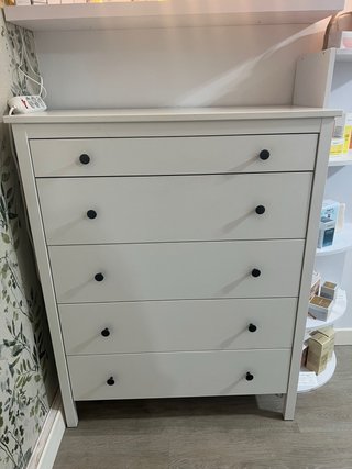 Cómoda Blanca de 5 Cajones