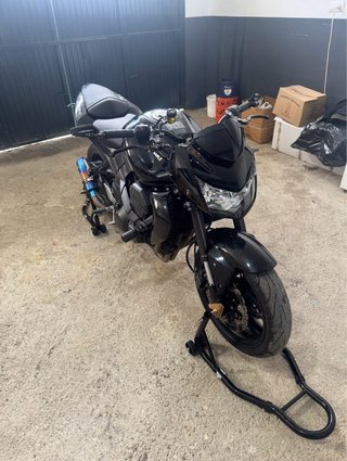 Kawasaki Z750