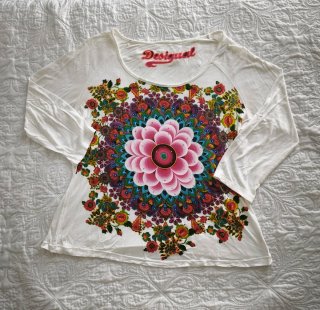 Camiseta Desigual Blanca Estampada