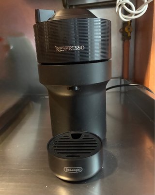 Cafetera Nespresso Vertuo De'Longhi
