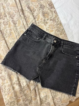 Minifalda vaquera negra Zara