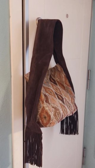 Bolso Mango con Flecos