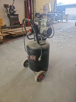 Compresor Cevik 50L Silencioso
