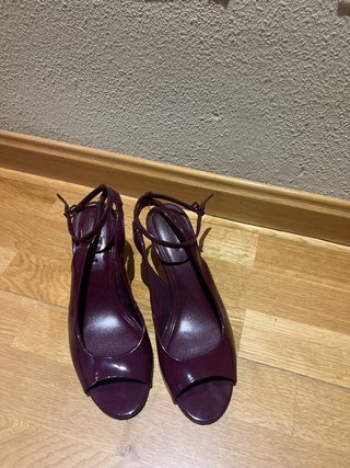 Zapatos de tacón morados