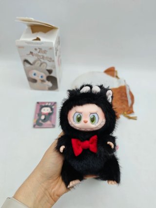 Pop Mart Labubu Cat Mode On - Midnight Kitty