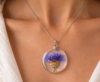 Collar de Resina con Flor Natural