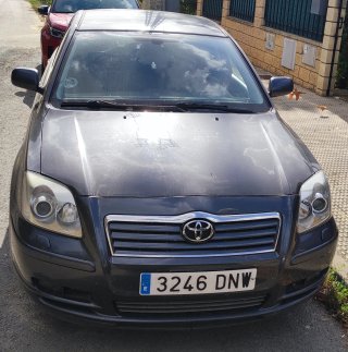 Toyota Avensis 2005 AVERIADO LEER ANUNCIO