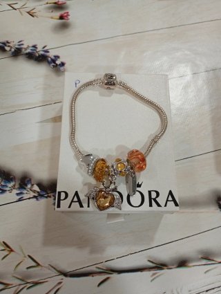 Pulsera Pandora con Charms