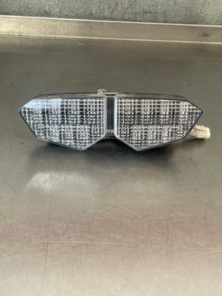 Faro Trasero Yamaha R6 2005