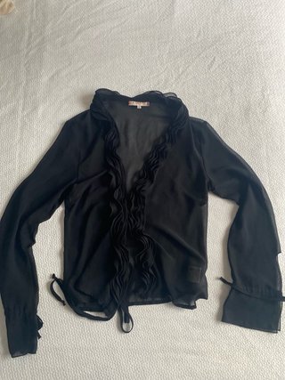 Blusa Negra fiesta A Tempo con Volantes