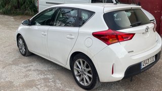 Toyota Auris 2016